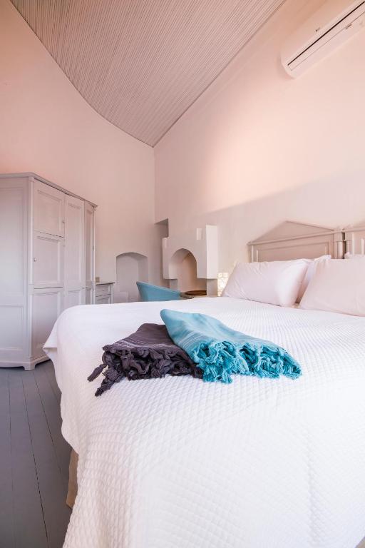 The Old Markets - Deluxe Double Or Twin Room With Sea View