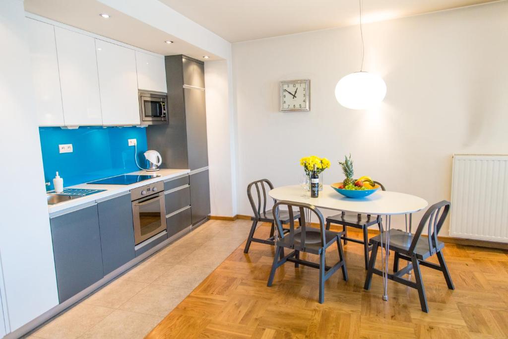 Modern Apartment in City Center - 5