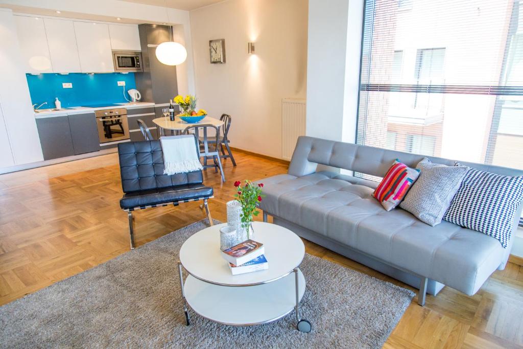 Modern Apartment in City Center - 8