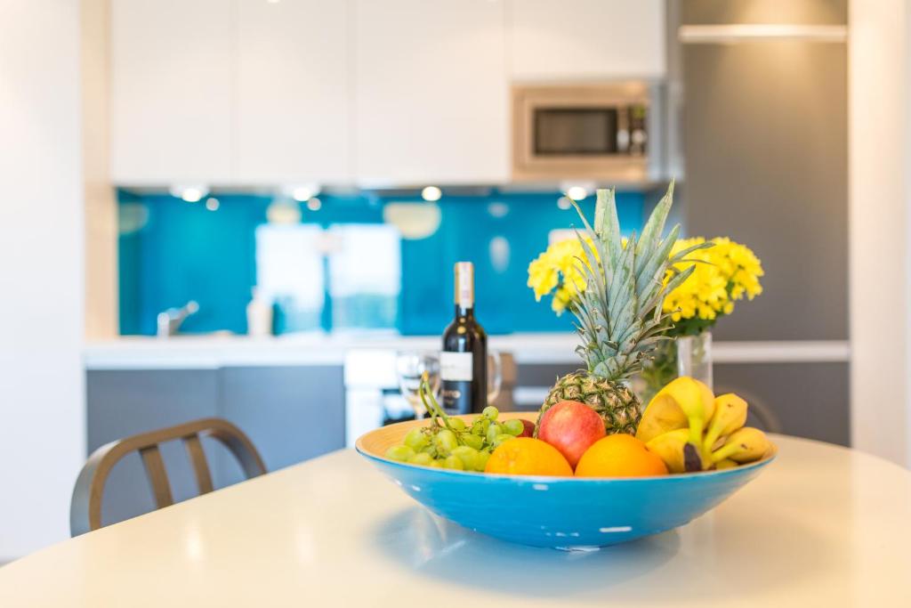 Modern Apartment in City Center - 10