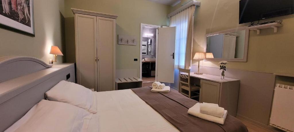 Hotel Camilla Guelfa - Resim 19