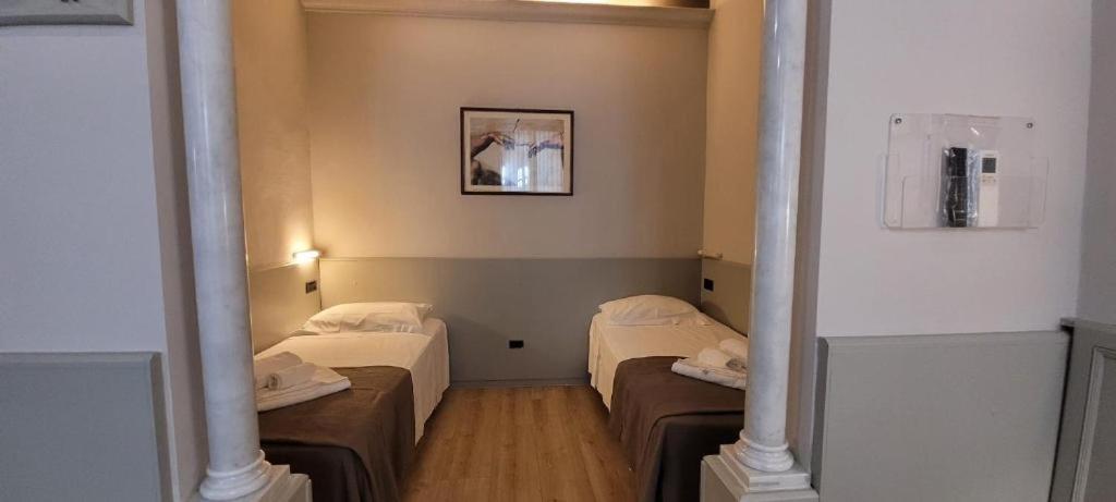 Hotel Camilla Guelfa - Resim 13