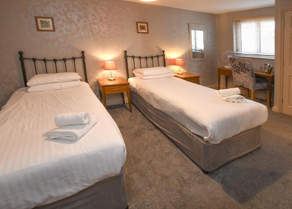 The Queens Hotel - 