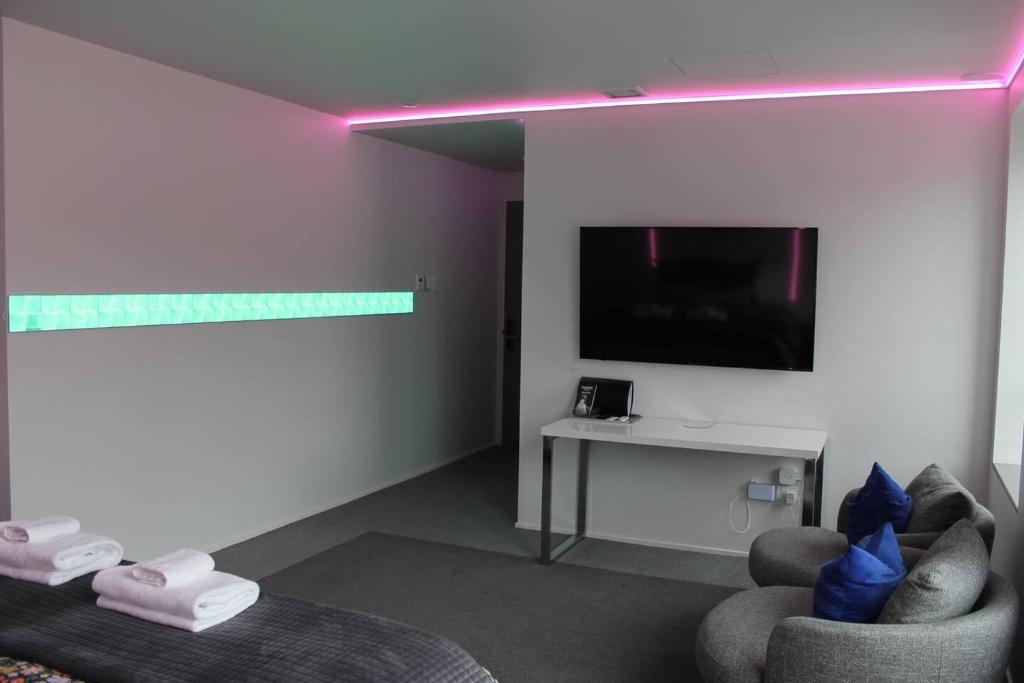 Entire 4 Room Boutique Hotel - Central Dunedin - Resim 39