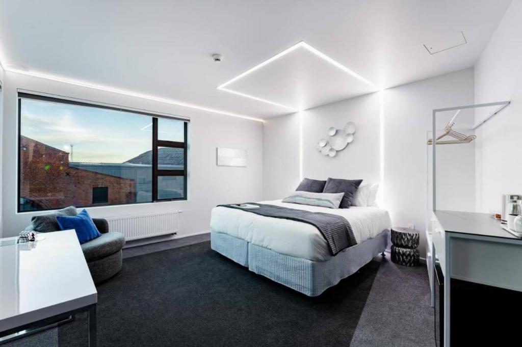 Entire 4 Room Boutique Hotel - Central Dunedin - Resim 32