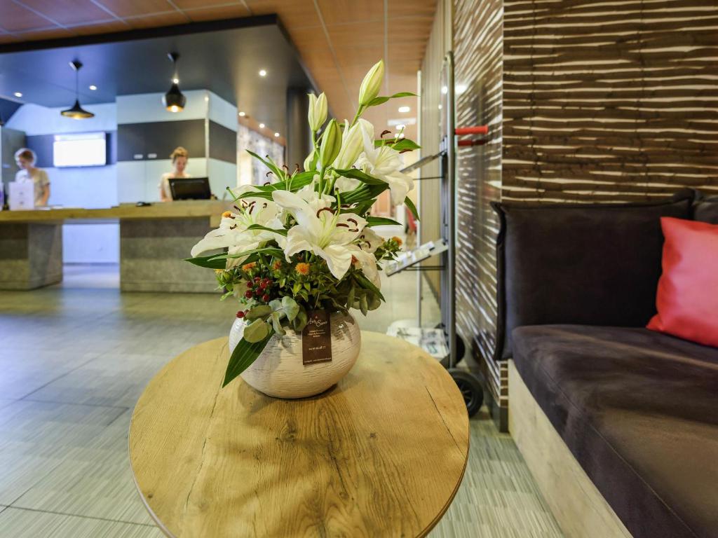 ibis Avignon Centre Pont De L'Europe - Resim 9