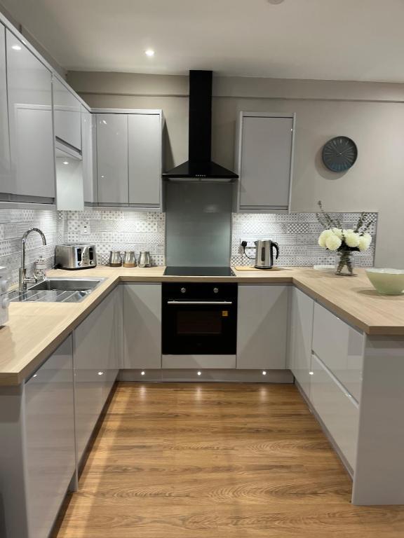 Flat in Maerdy - One-Bedroom Apartment