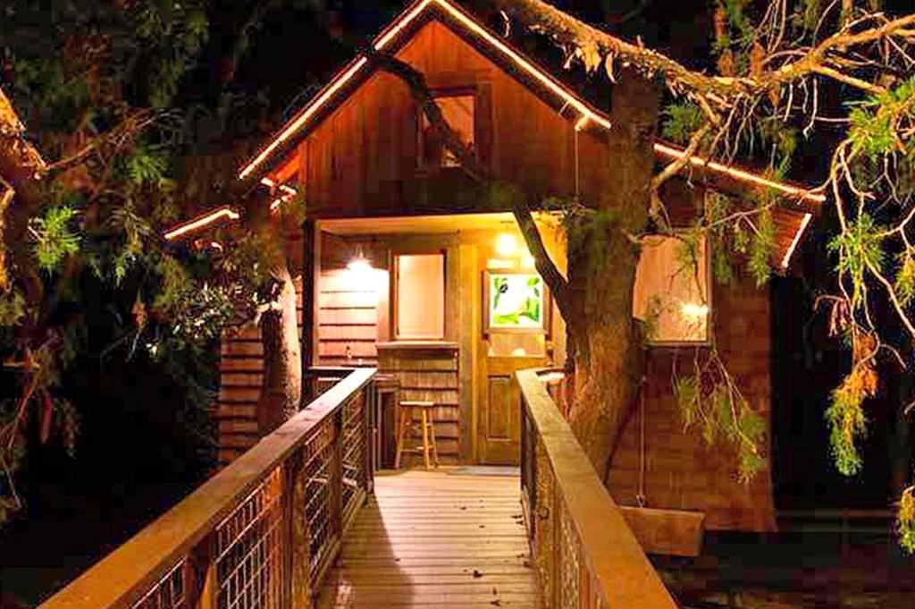 View of Romantic and Unique Tree House Rental on a Private Ranch in Central Texas, Waelder (updated ...