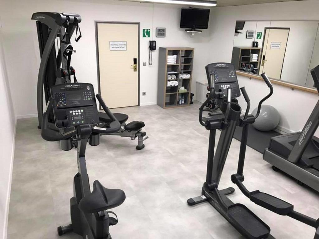 Mercure Hotel München Süd Messe - Resim 36