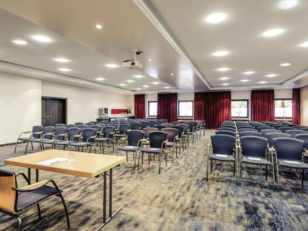 Mercure Hotel München Süd Messe - Resim 44
