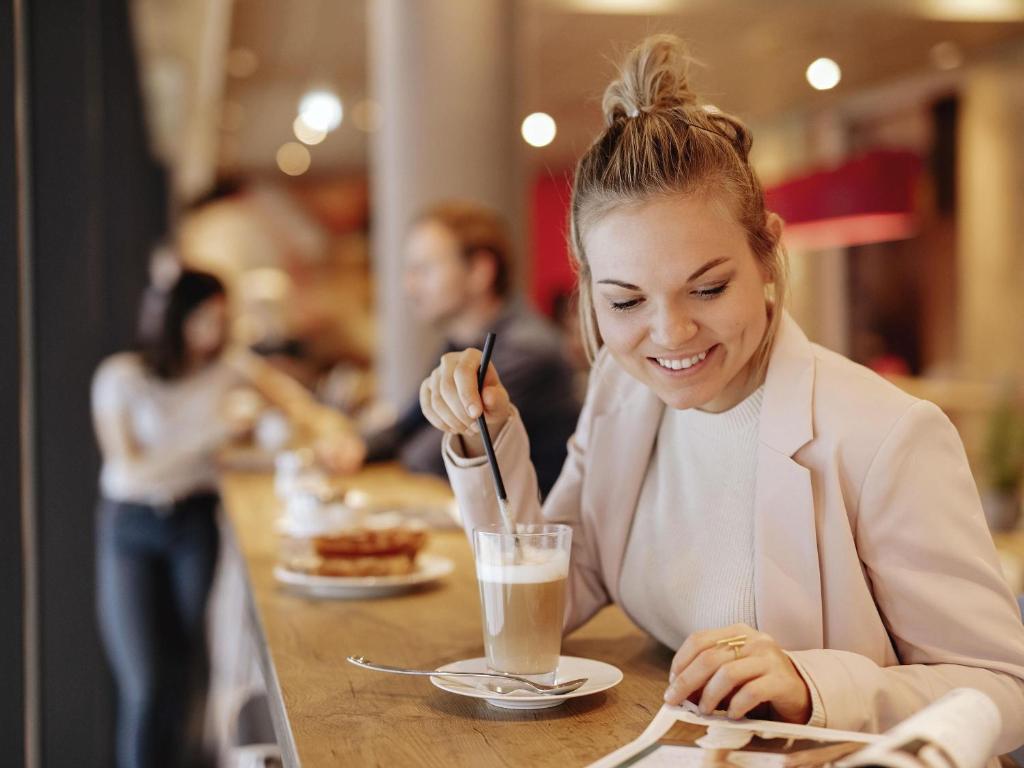 ibis Hotel Hamburg Alster Centrum - Resim 29