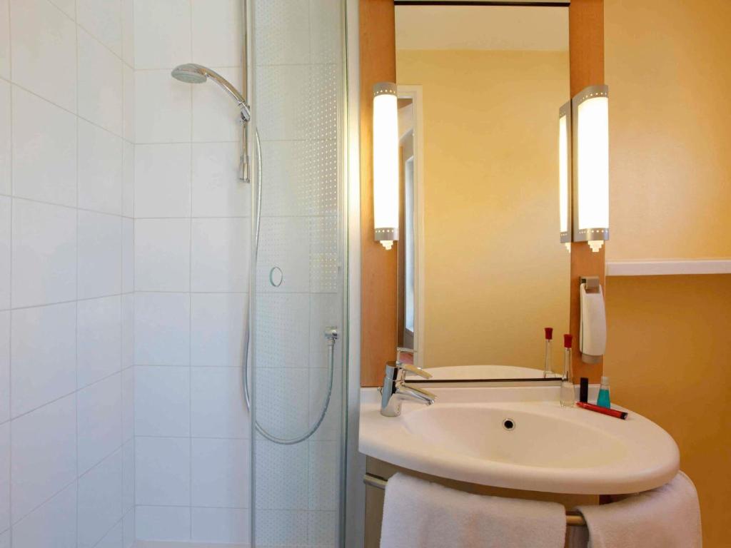 ibis Marseille Centre Gare Saint Charles - Resim 26