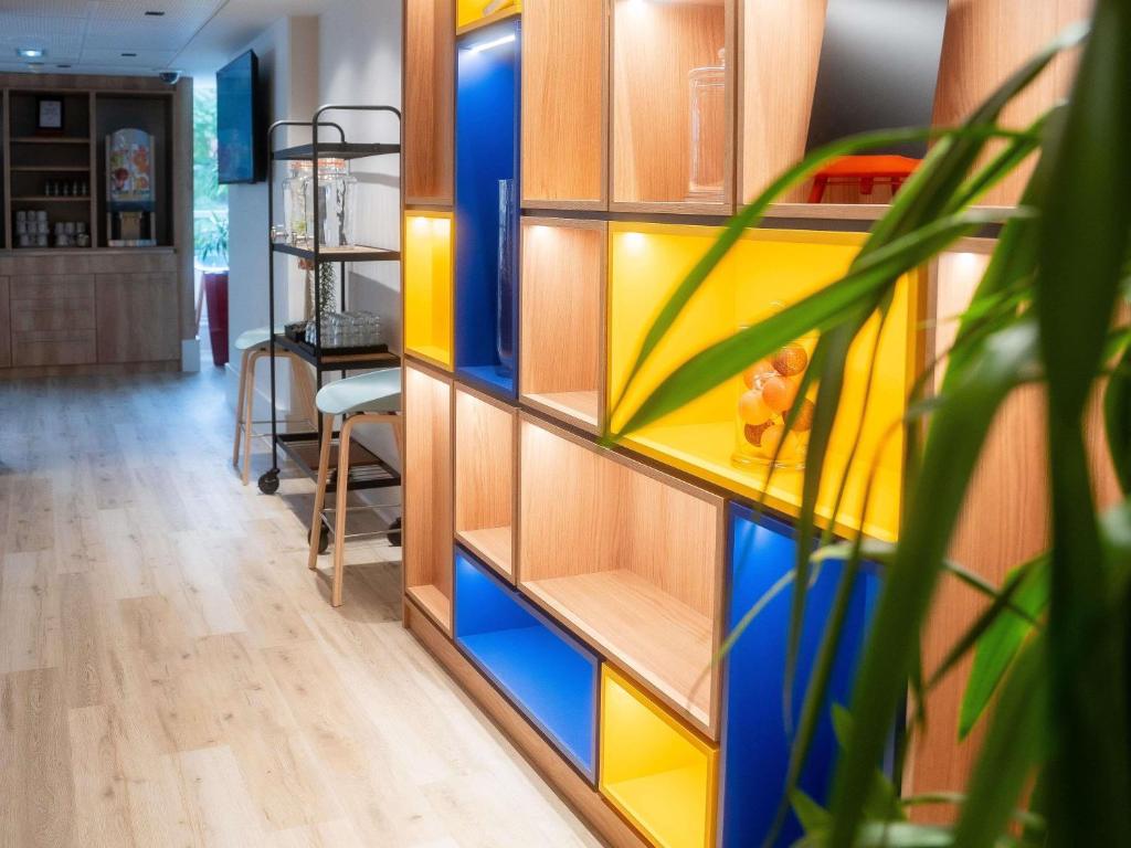 ibis Nice Centre Gare - Resim 7