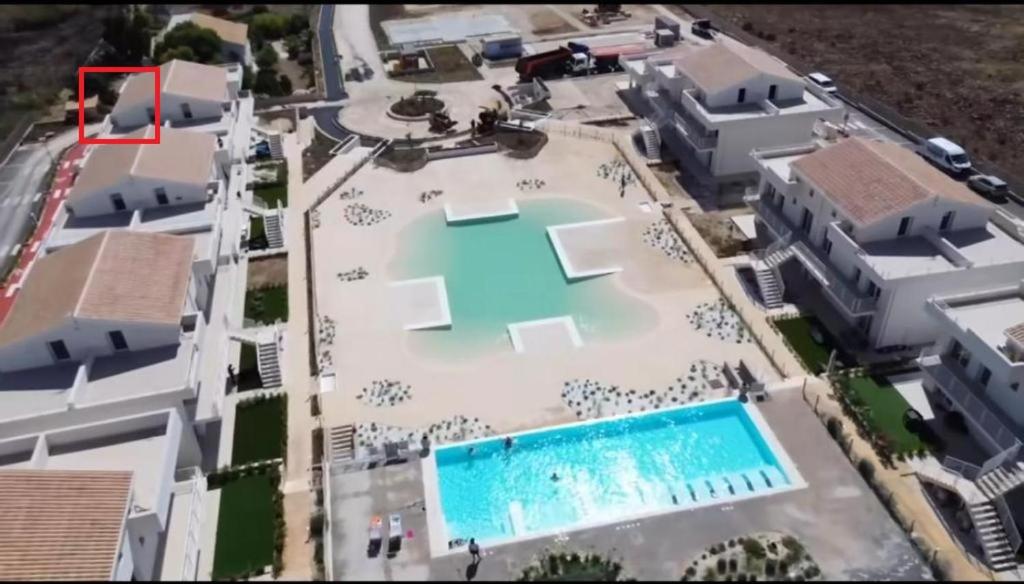 Swimmingpoolen hos eller tæt på Casa vacanze Marzamare - Borgo 84