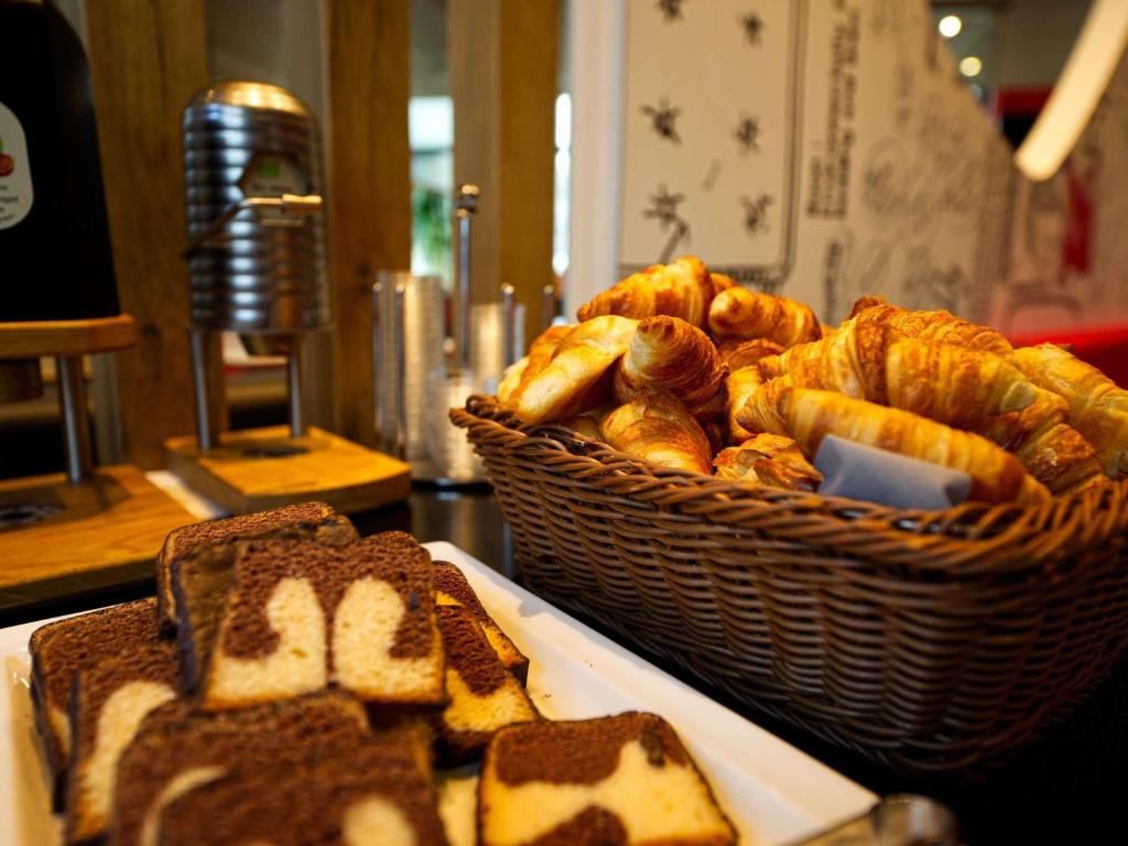 ibis Köln Centrum - Resim 9