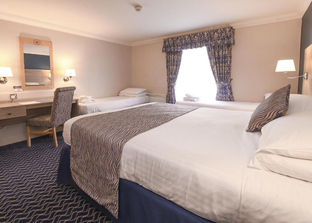The Queens Hotel - 