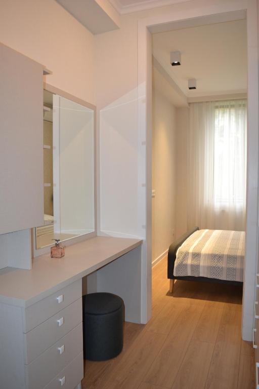 امکانات Sairme Hill Apartments - تصویر ۴