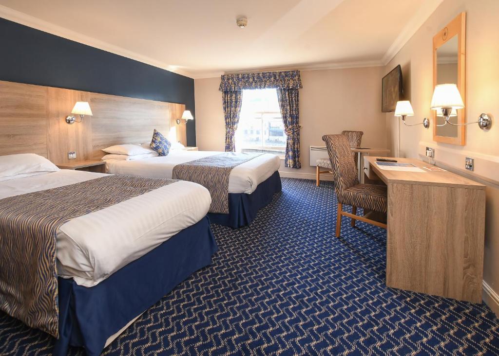 The Queens Hotel - 
