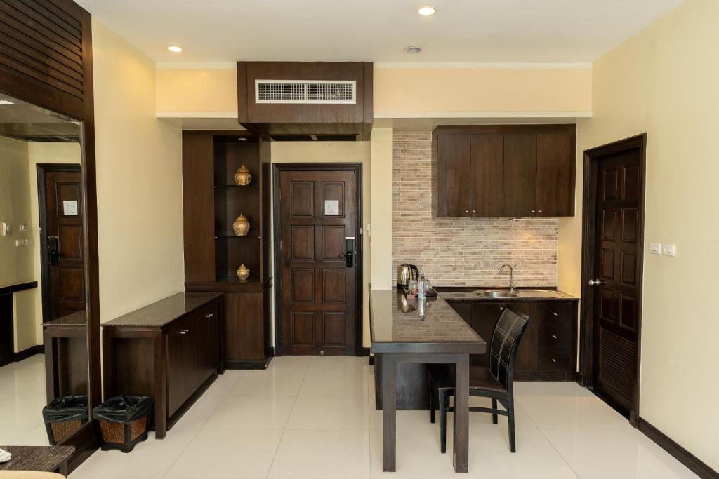 Sunday Chateau En Ville - Pattaya - Resim 32