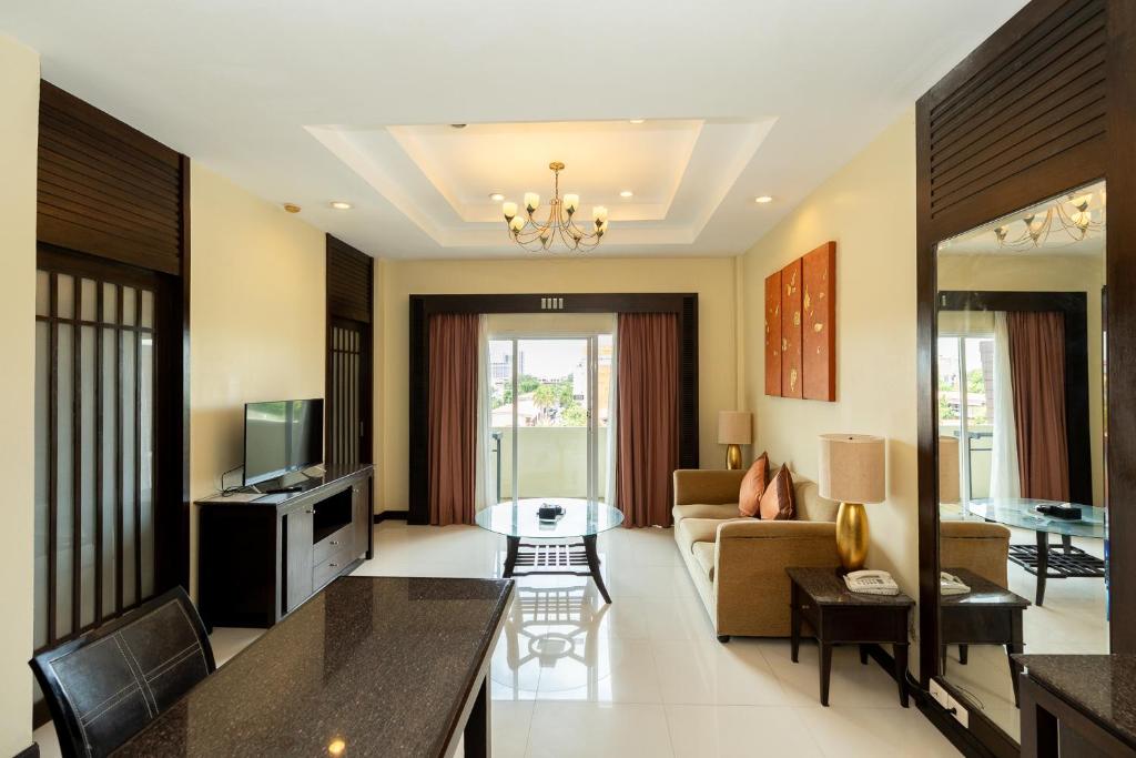 Sunday Chateau En Ville - Pattaya - Resim 28