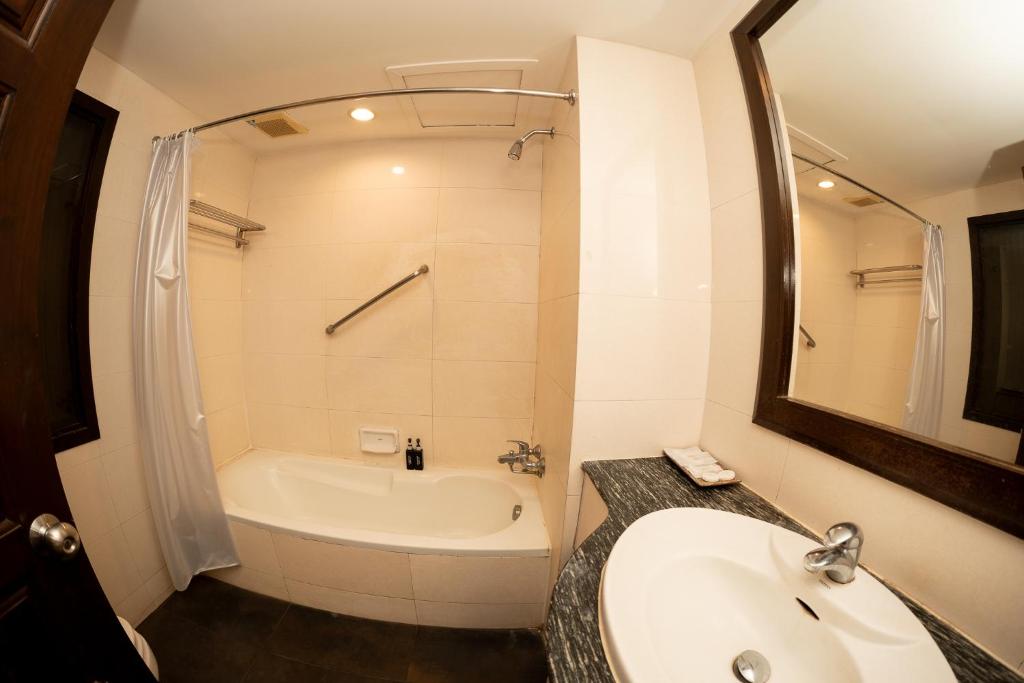 Sunday Chateau En Ville - Pattaya - Resim 35