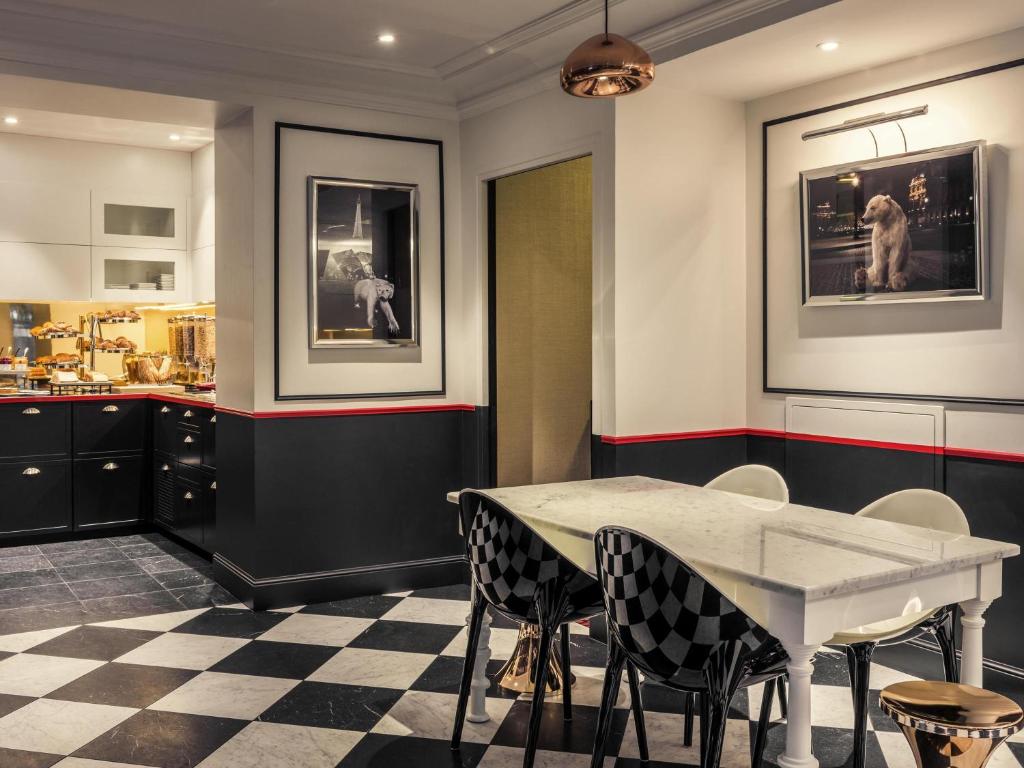 Mercure Paris Opera Louvre - Resim 39