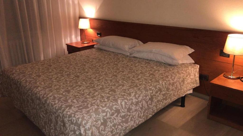 Afbeelding uit fotogalerij van Hotel Select in SantʼIlario dʼEnza