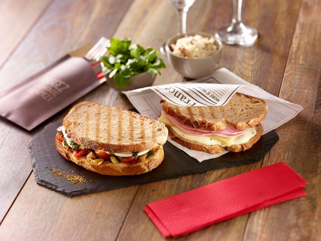 Hotel ibis Lisboa Jose Malhoa - Resim 42