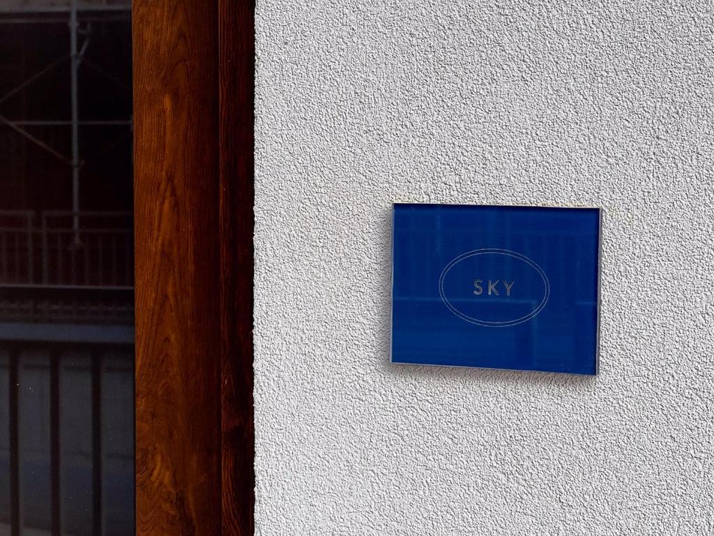 Blu Rooms - Rooms to Rest by Host Hero - Error