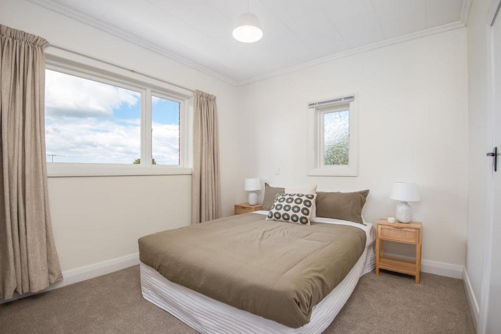 Spacious 3-bedroom Home In Roslyn With Views - Resim 10