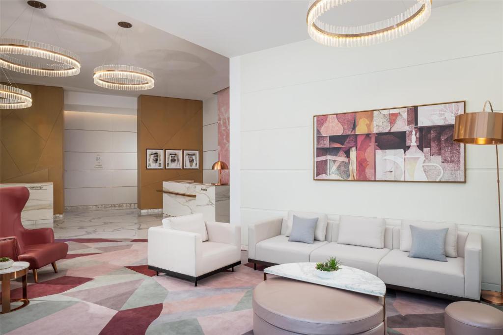 Hilton Dubai Creek Hotel & Residences - Resim 9