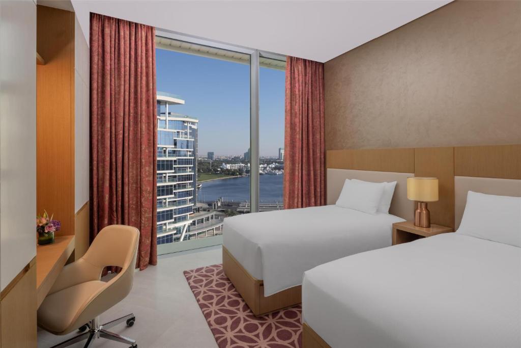 Hilton Dubai Creek Hotel & Residences - Resim 37