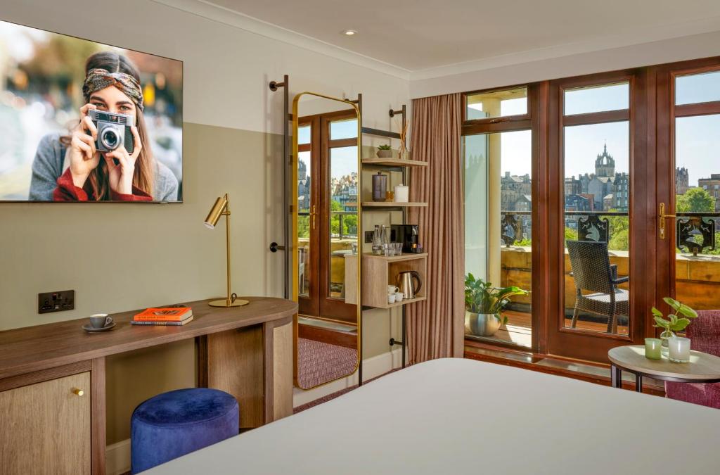 Mount Royal Edinburgh by The Unlimited Collection - 