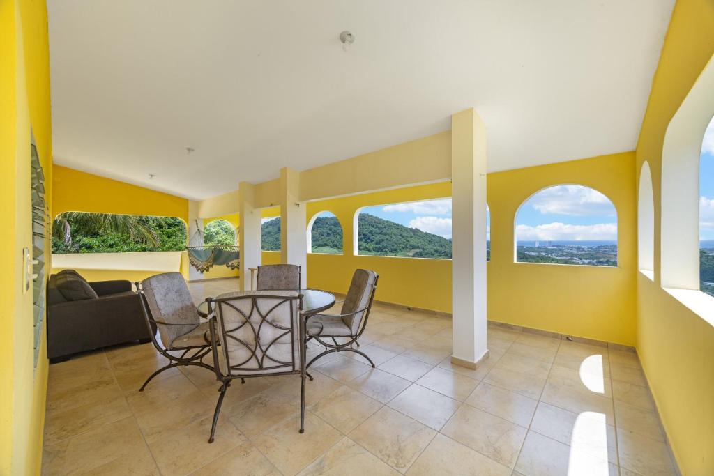 Φυσικό τοπίο κοντά σε αυτή η παραθεριστική κατοικία