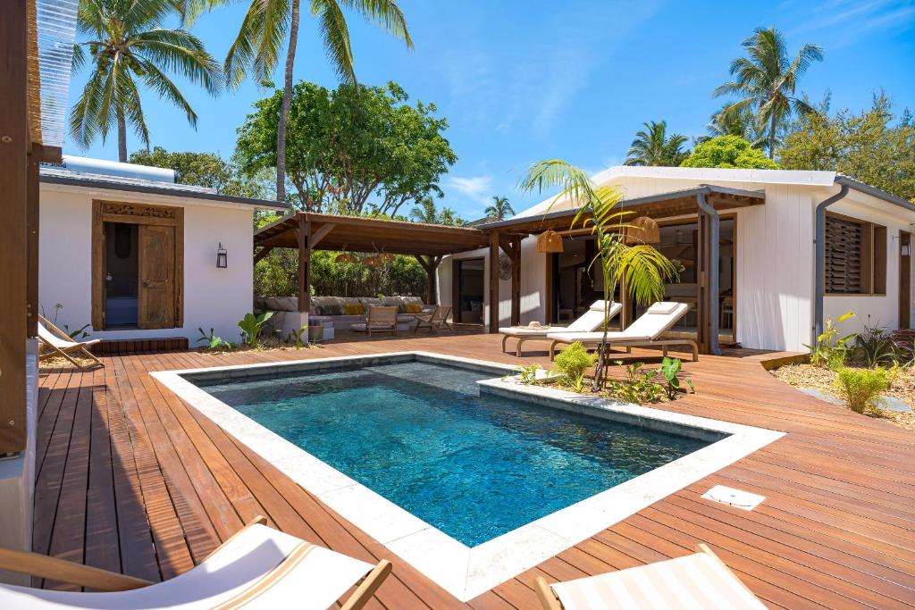 Swimmingpoolen hos eller tæt på Villa d exception au charme créole à l Ermitage