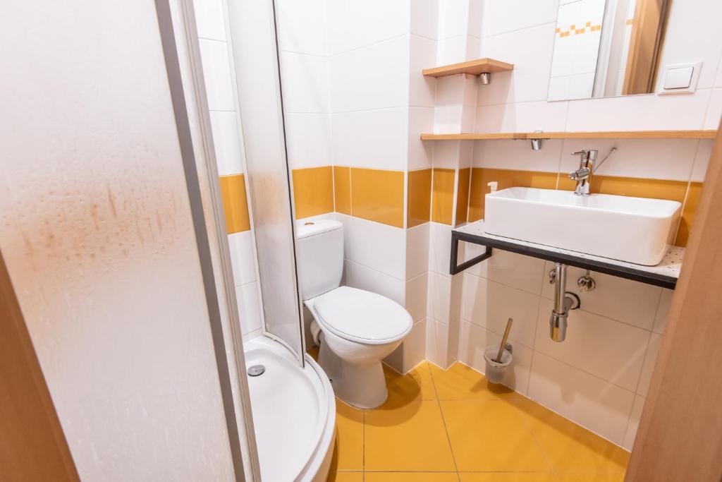 Sapphire Hotel Room Poznan - Resim 35