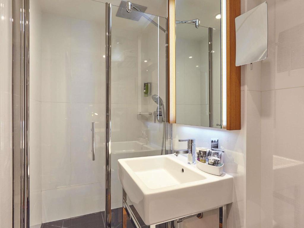 Mercure Paris Opera Garnier Hôtel & Spa - Resim 44