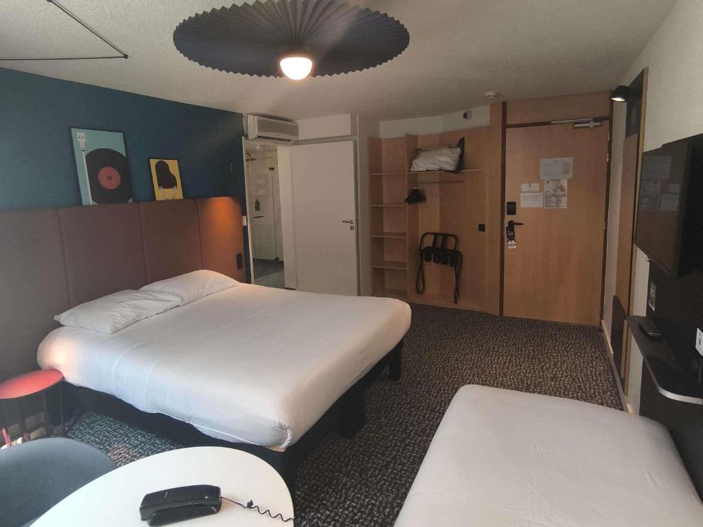 ibis Paris Brancion Parc des Expositions 15ème - Resim 32