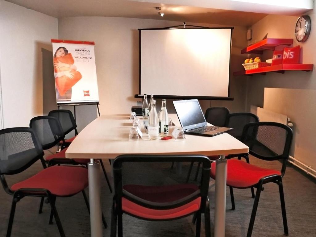 ibis Paris Brancion Parc des Expositions 15ème - Resim 38