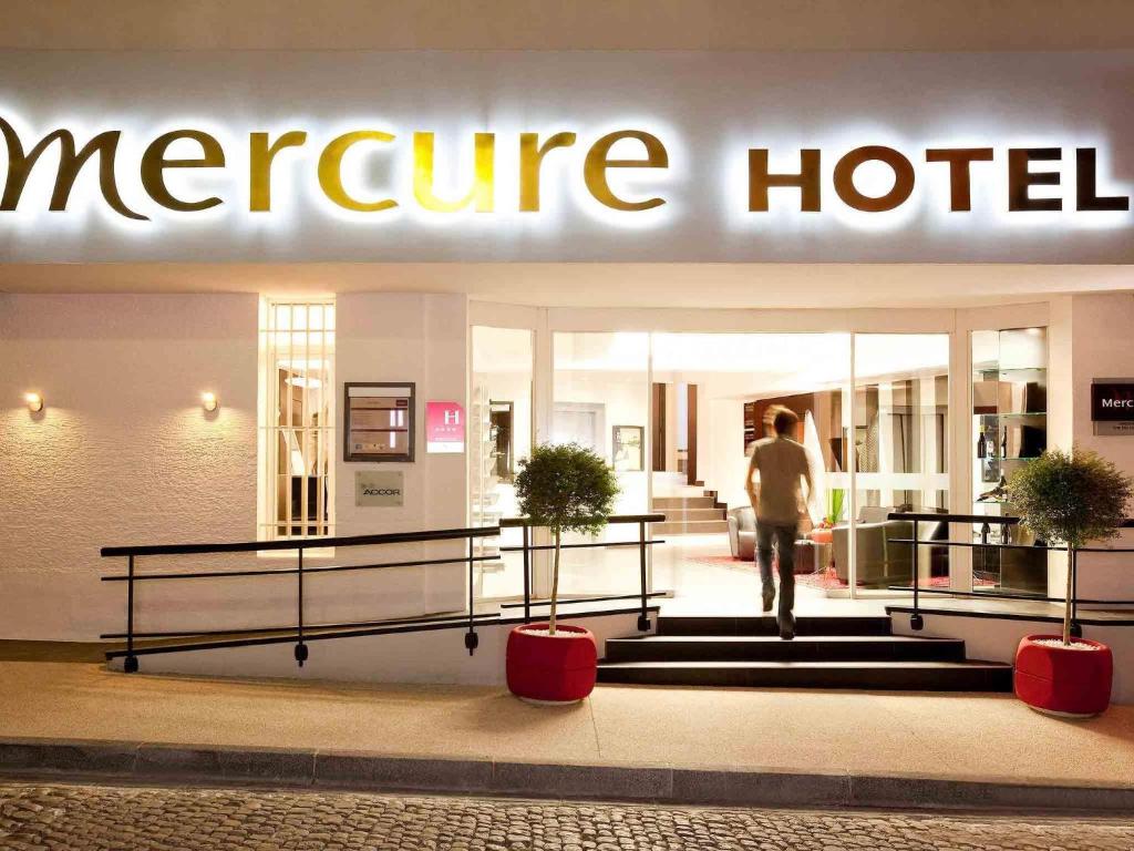 Mercure Avignon Centre Palais des Papes - Resim 8