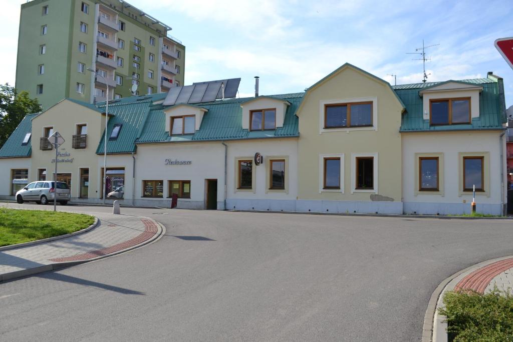 Budynek, w którym mieści się pensjonat
