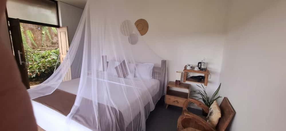 Kraras Munduk Guest House & DonBiyu Rendezvous Restaurant - 10