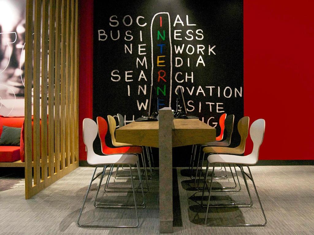 Hotel ibis Lisboa Saldanha - Resim 8