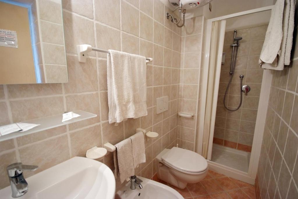 Koupelna v ubytování Hotel Anselmi