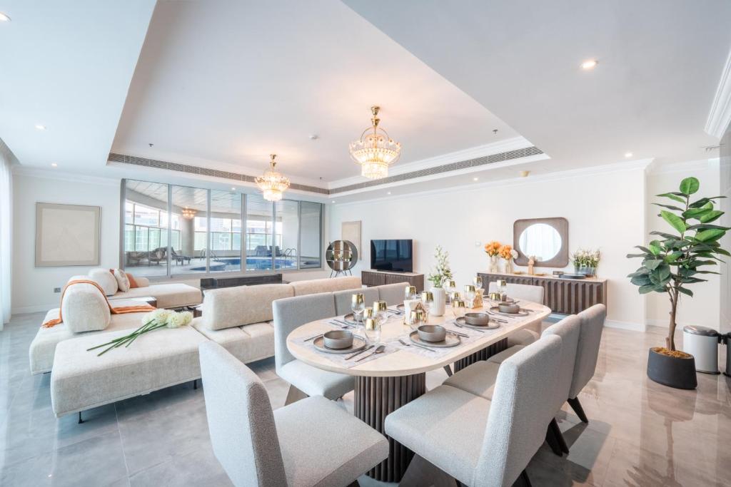 Marina Luxury 5 Bedroom & Private Pool