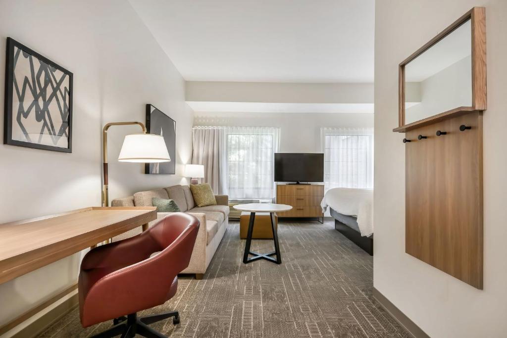 Staybridge Suites Toledo/Maumee by IHG - Suite Estudio Con Cama Extragrande - No Fumadores