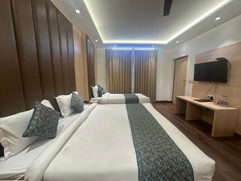 Hotel Exotic - 5 min walk from Golden Temple photo
