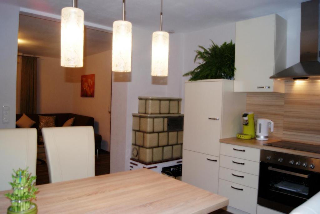 Kuchyň nebo kuchyňský kout v ubytování Haus Rosegger