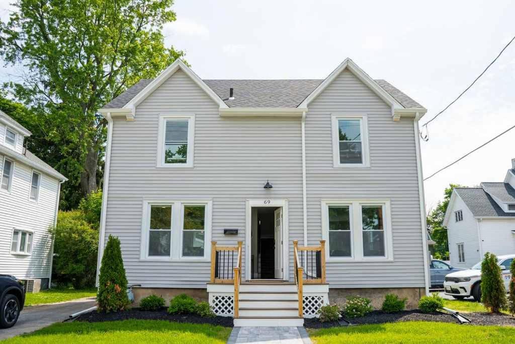 Budova, kde se prázdninový dům nachází