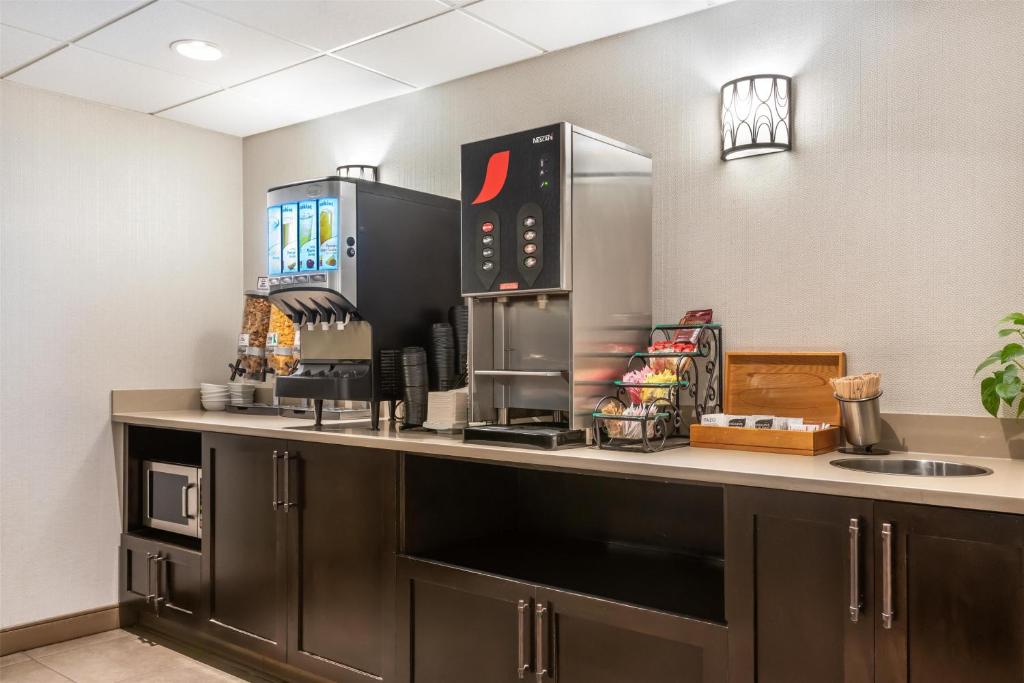 Best Western PLUS Calgary Centre Inn - Resim 31